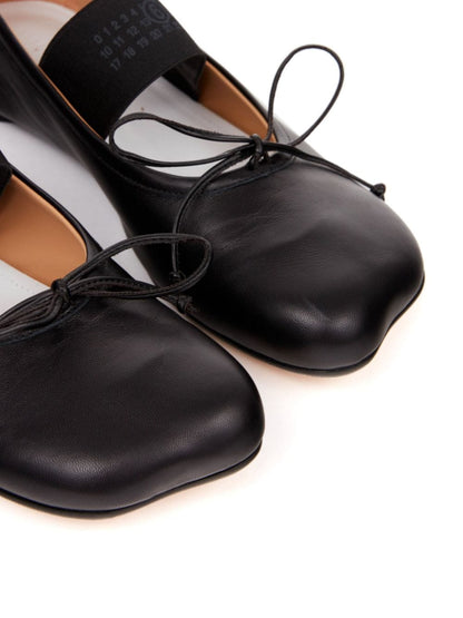 Anatomic ballet flats