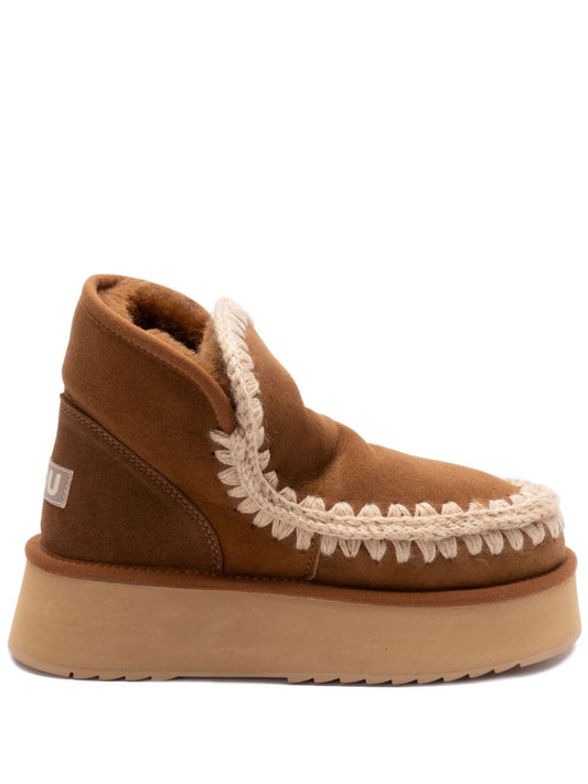 Mini eskimo platform boots