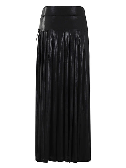 Pleated long skirt