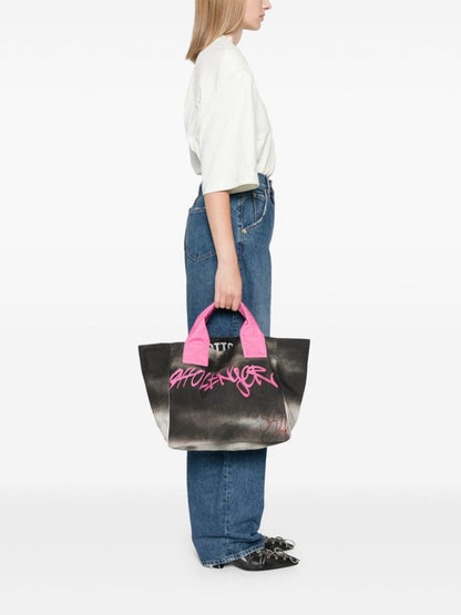 Logo shopping bag