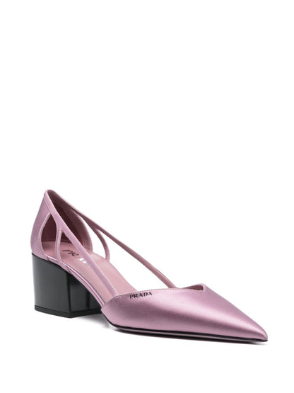 Satin cut-out pumps