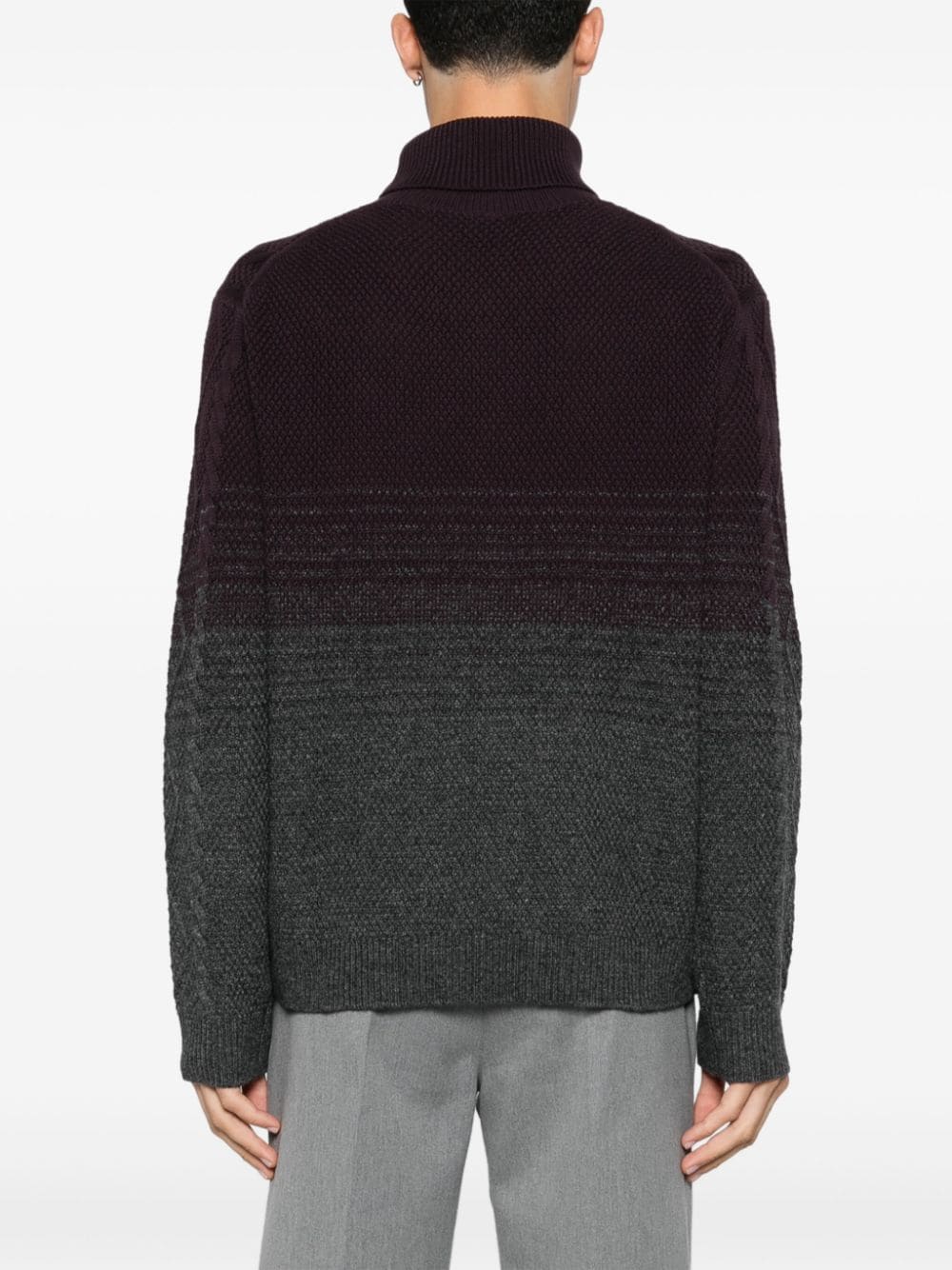 HIGHNECK SWEATER