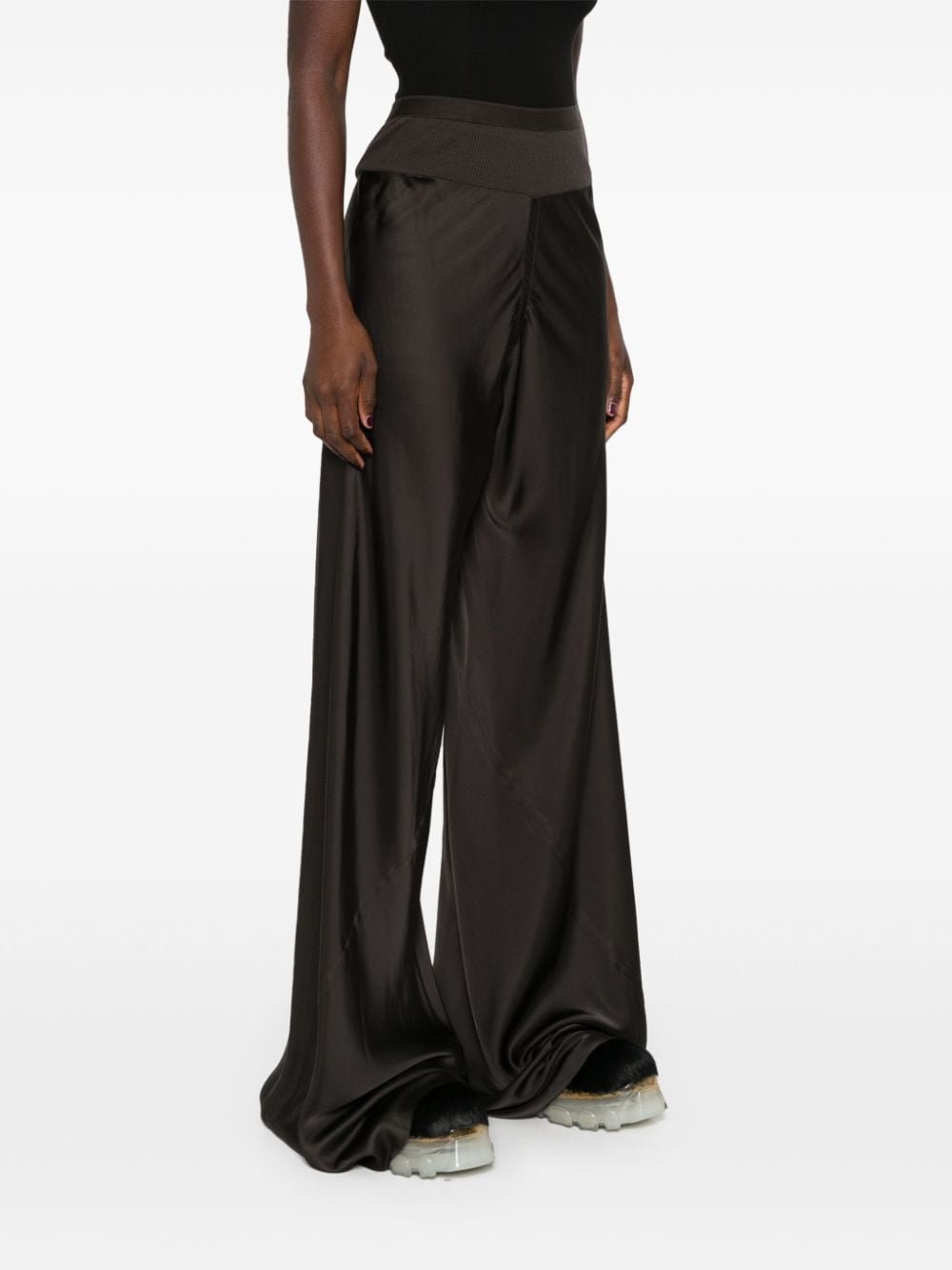 Wide-leg trousers