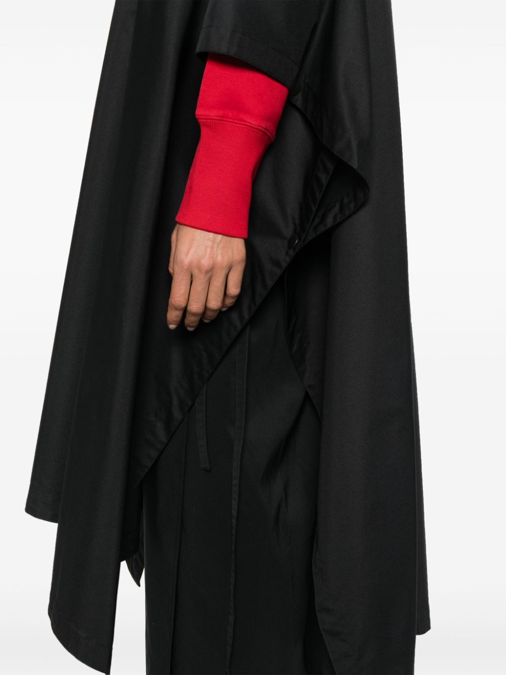 Ryan nylon cape