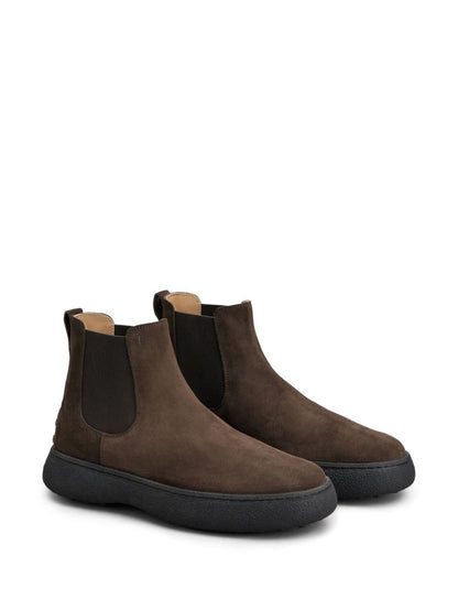 Leather chelsea boots