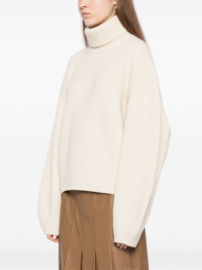 HIGHNECK SWEATER