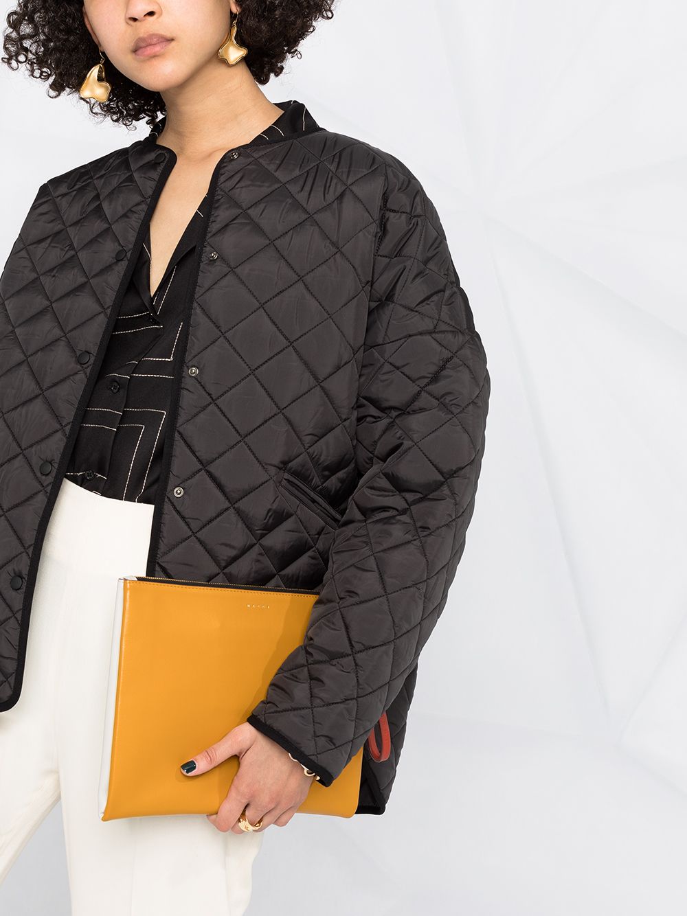 Quilted short jacket