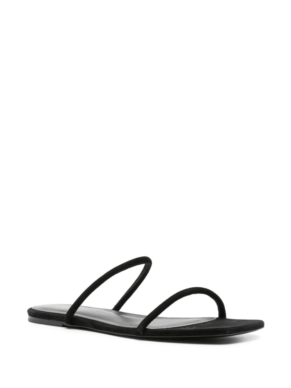 The minimalist leather sandals