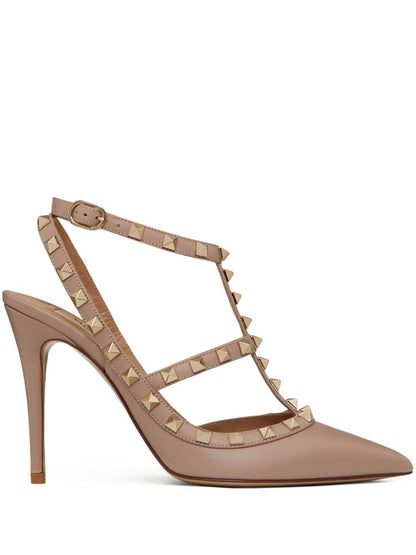 Rockstud leather pumps