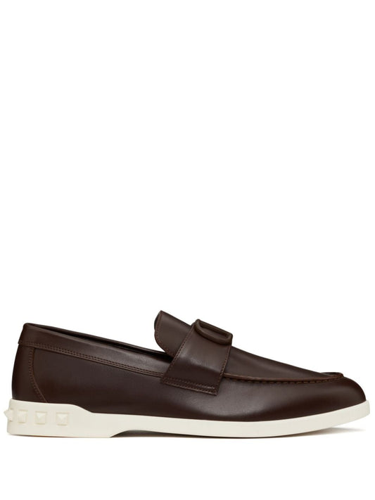 Leisure flows leather slip on