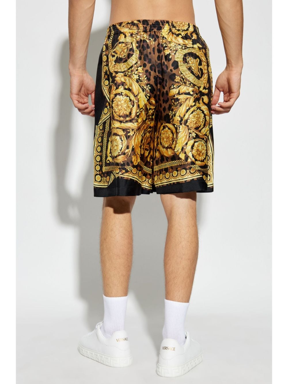 Barocco print silk shorts