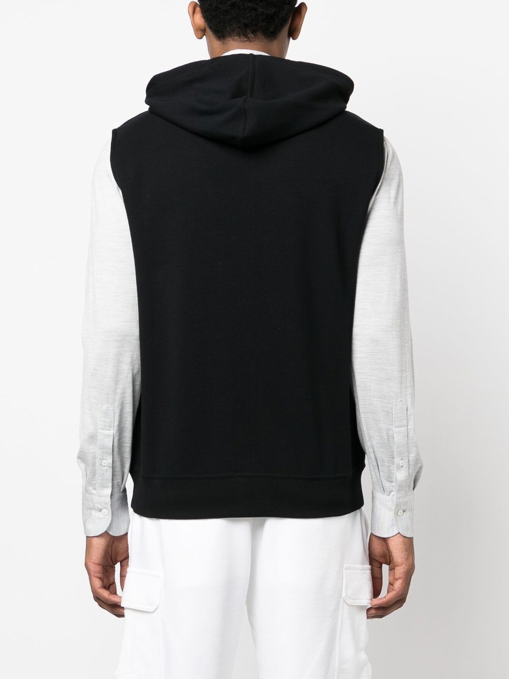 Sleeveless zipped hoodie