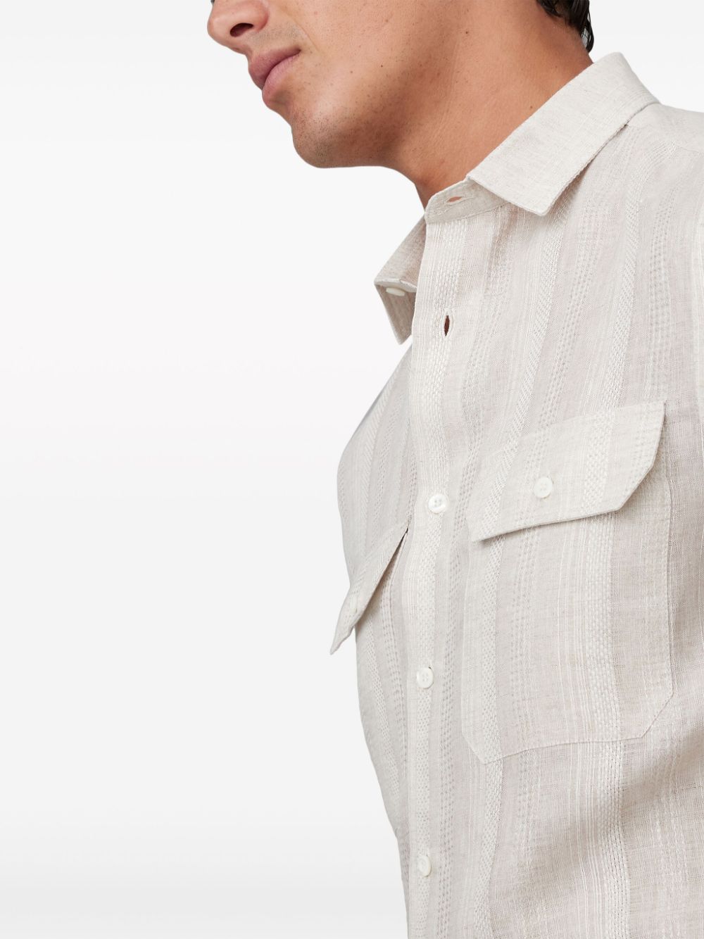 Linen shirt with pocket