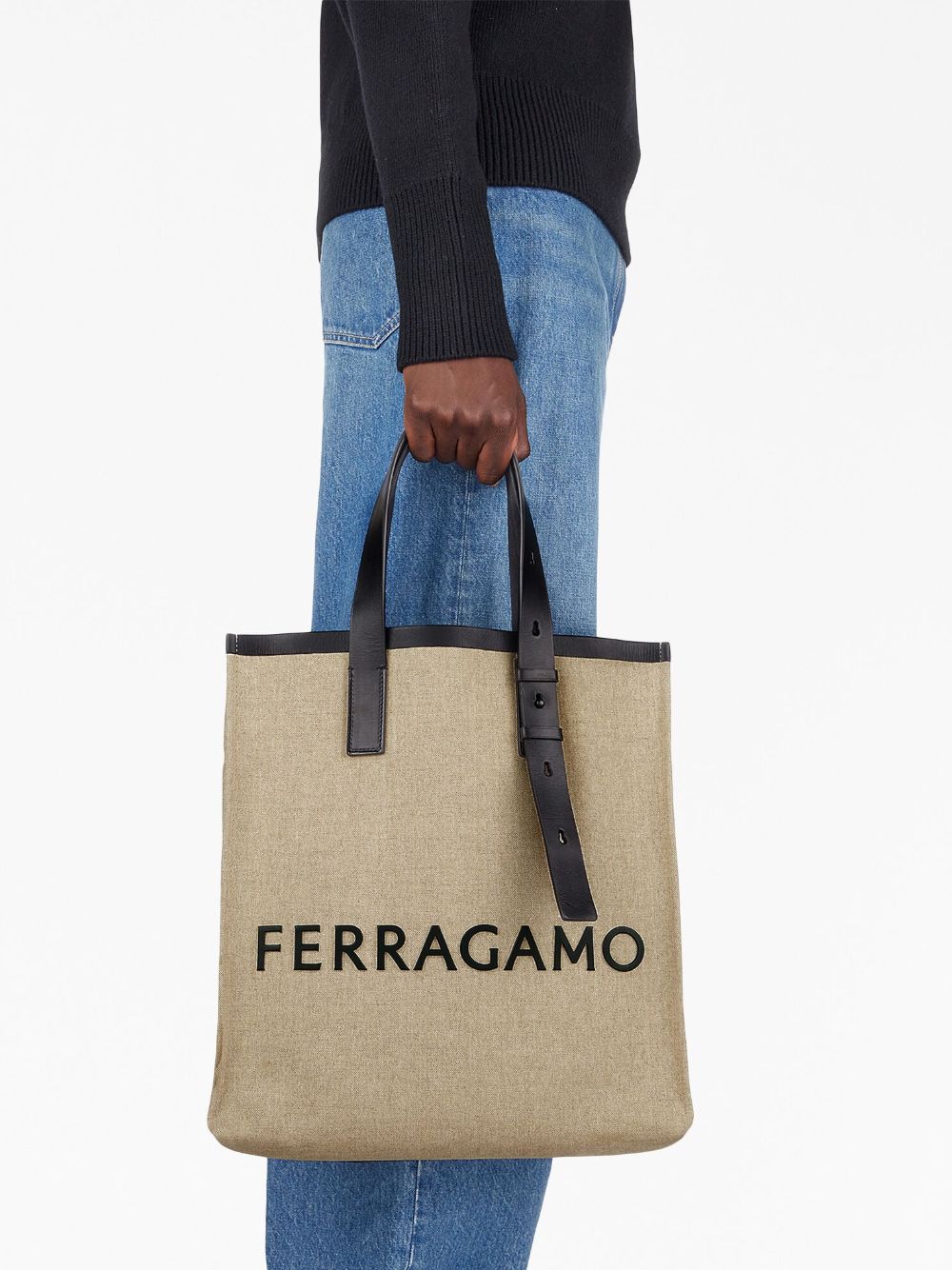 Logo tote bag