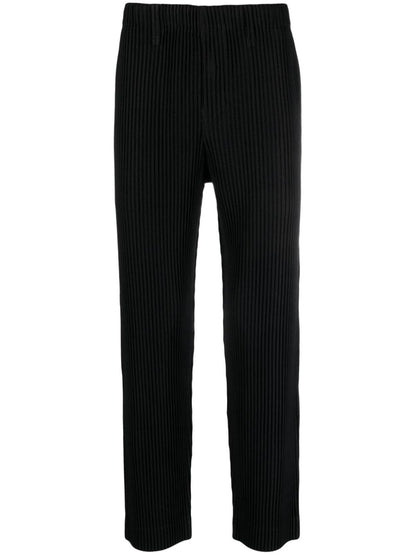 Pleated trousers