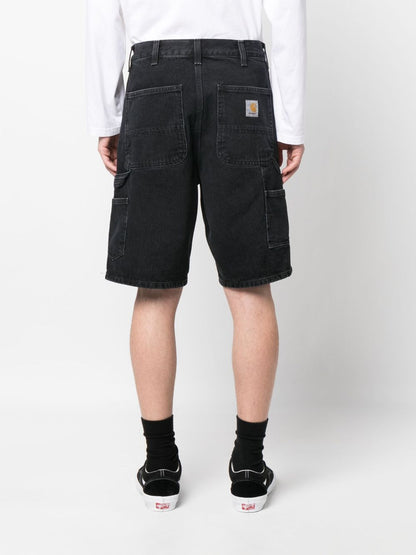 Single knee denim jeans