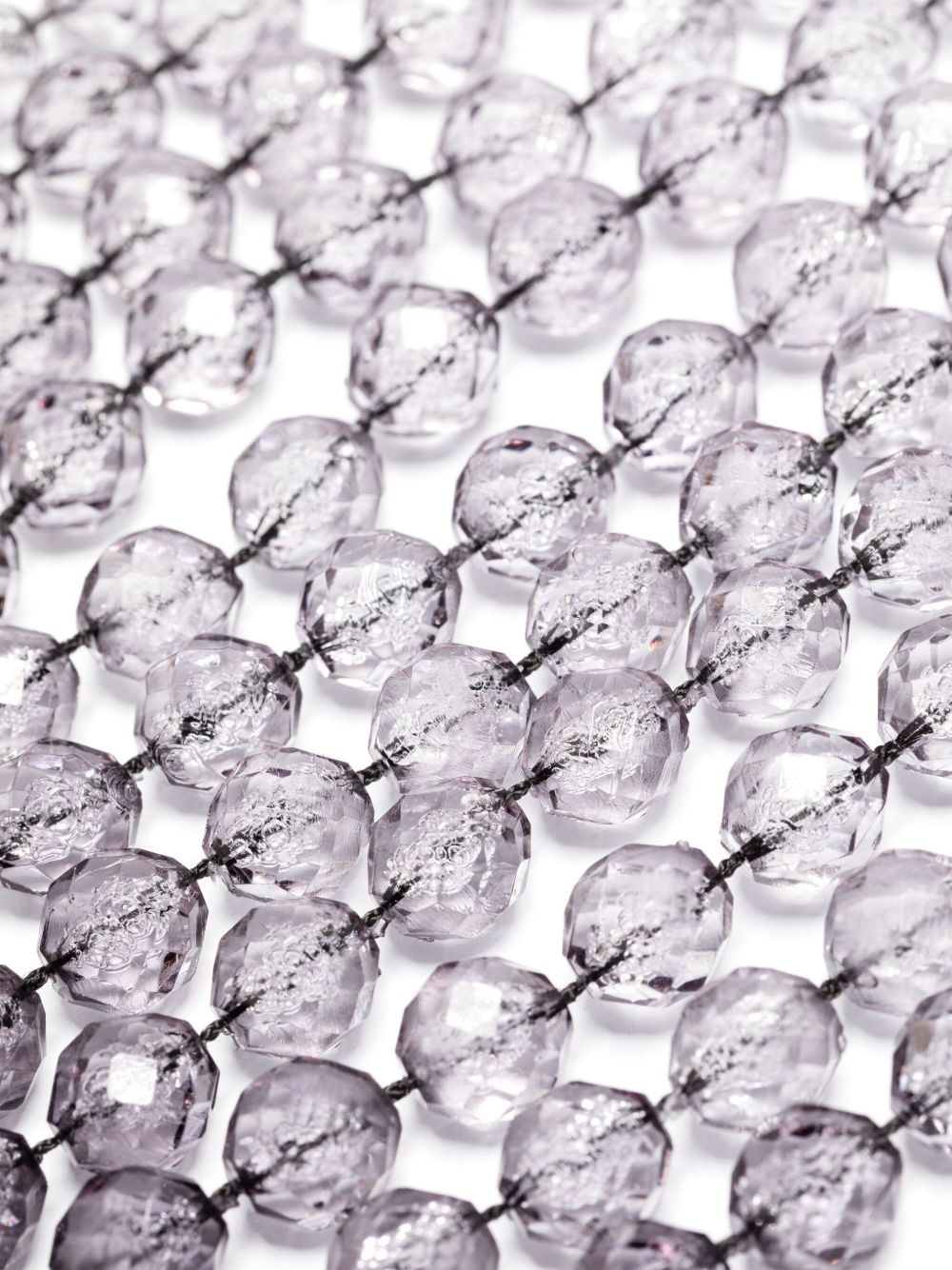 Blurred effect necklace