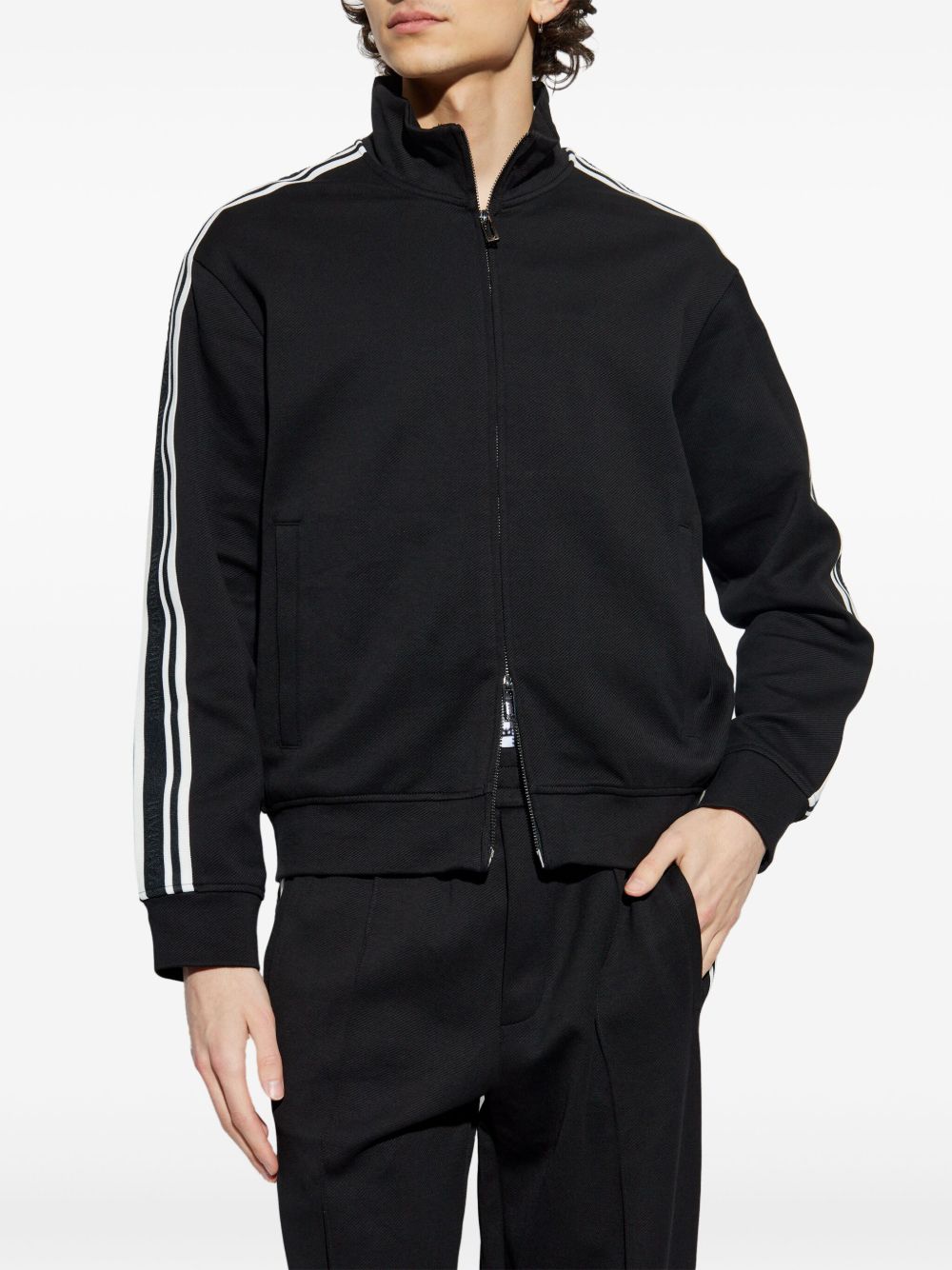 Zipped sweatshirt