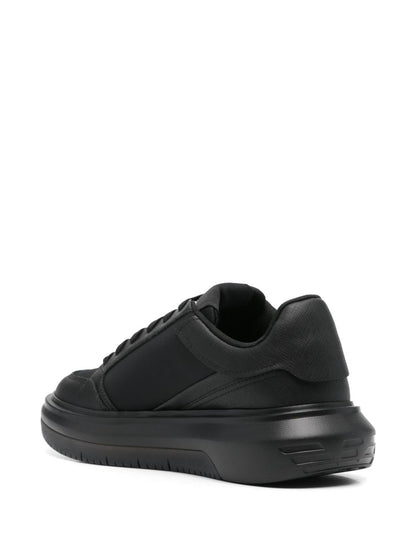 Logo sneakers