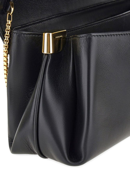 Medium leather crossbody bag