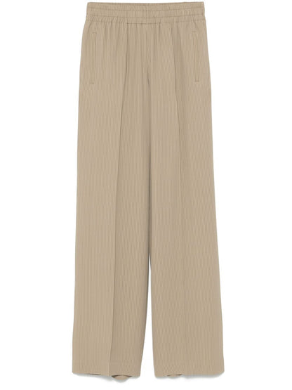 Wide-leg trousers