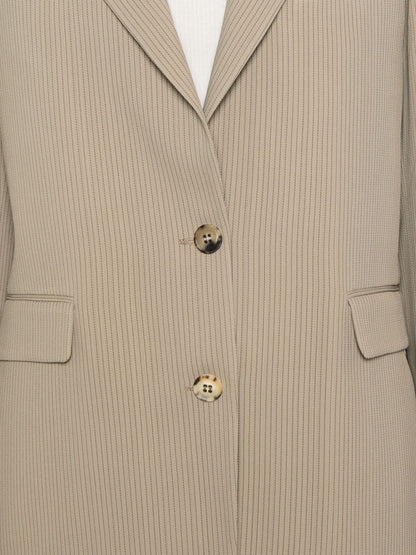 Single-breasted jacket