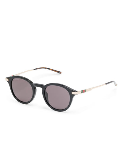 Round sunglasses