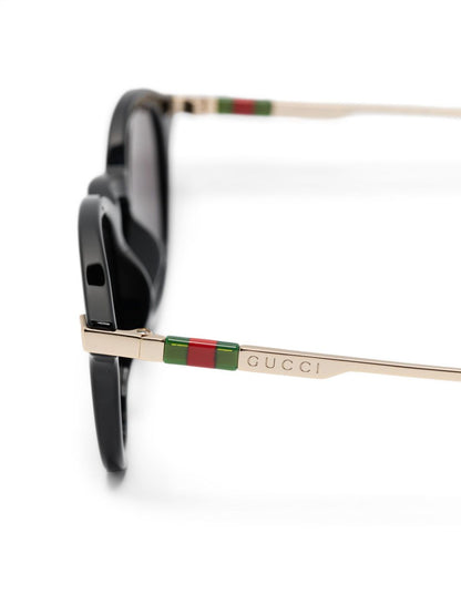 Round sunglasses