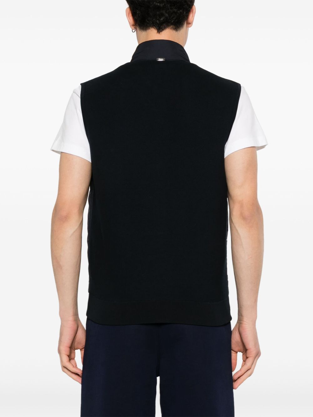Zipped vest