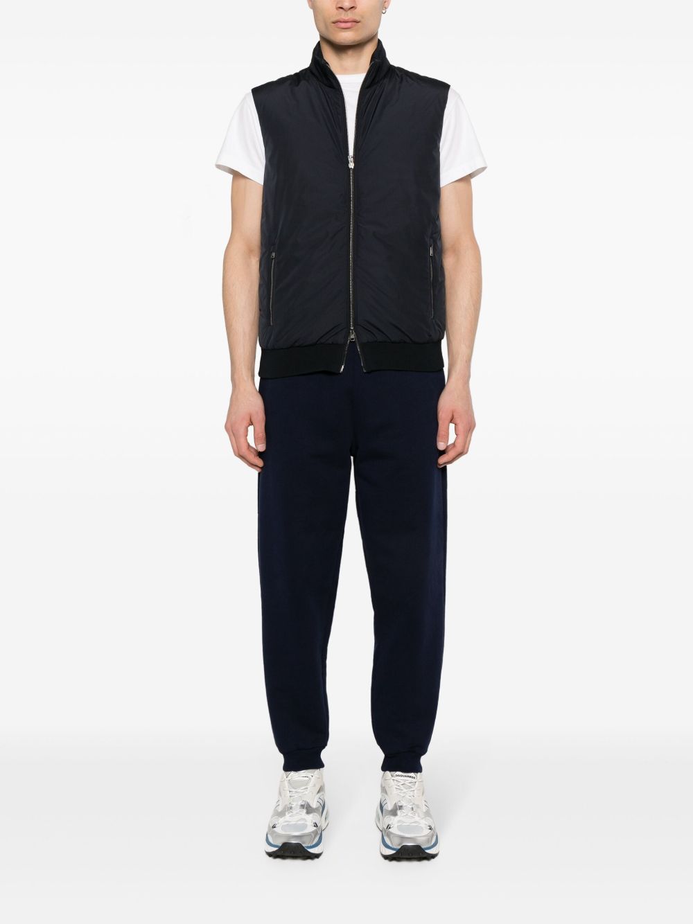 Zipped vest