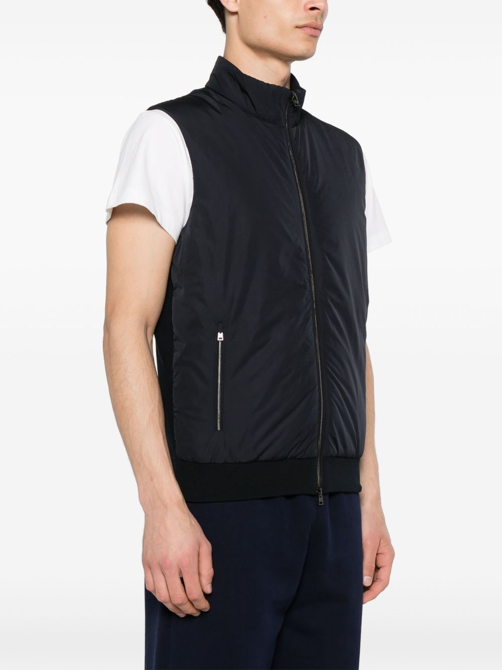 Zipped vest