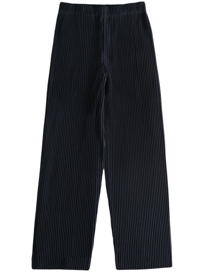 Pleated straight trousers