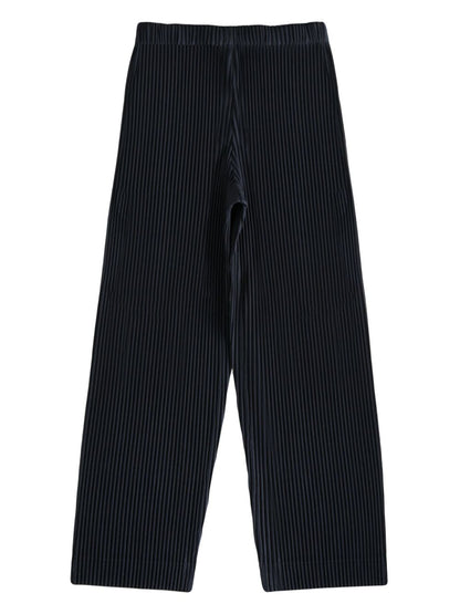 Pleated straight trousers