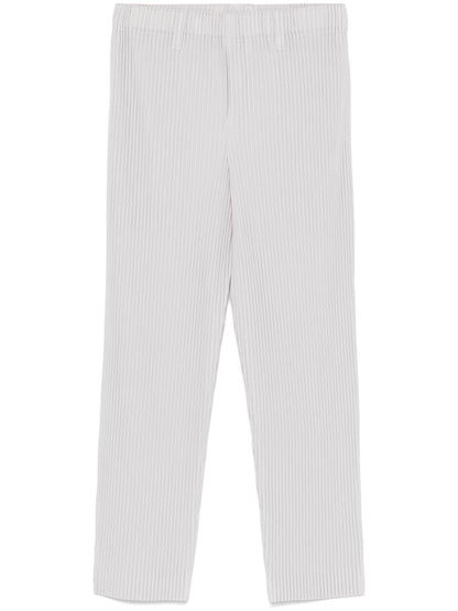 Pleated trousers