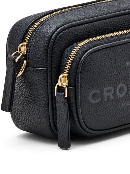 The crossbody leather bag