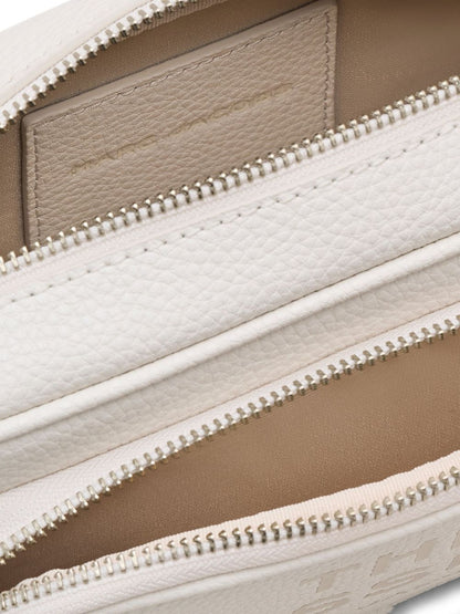 The crossbody leather bag