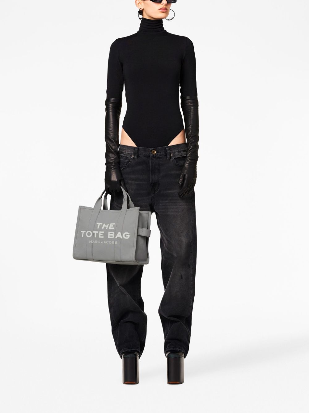 The tote bag medium canvas tote