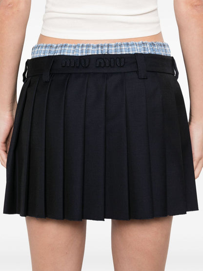 Pleated mini skirt