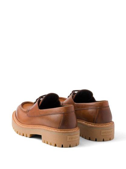 LOAFER