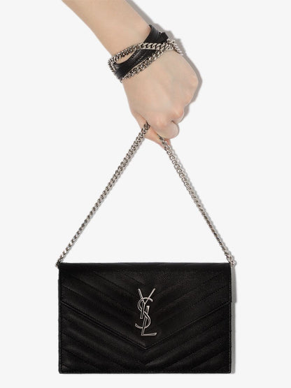 Cassandre leather wallet on chain