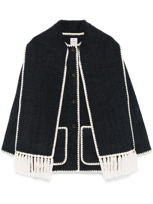 Attached scarf wool jacket