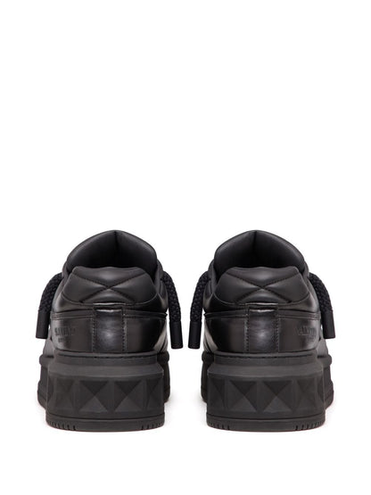 One stud xl leather sneakers