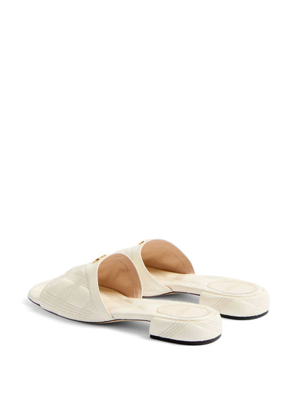 Quiltie 67 leather sandals