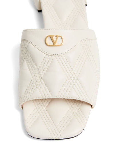 Quiltie 67 leather sandals