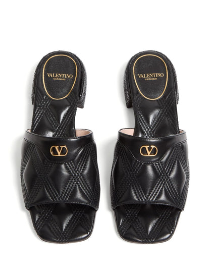 Quiltie 67 leather sandals